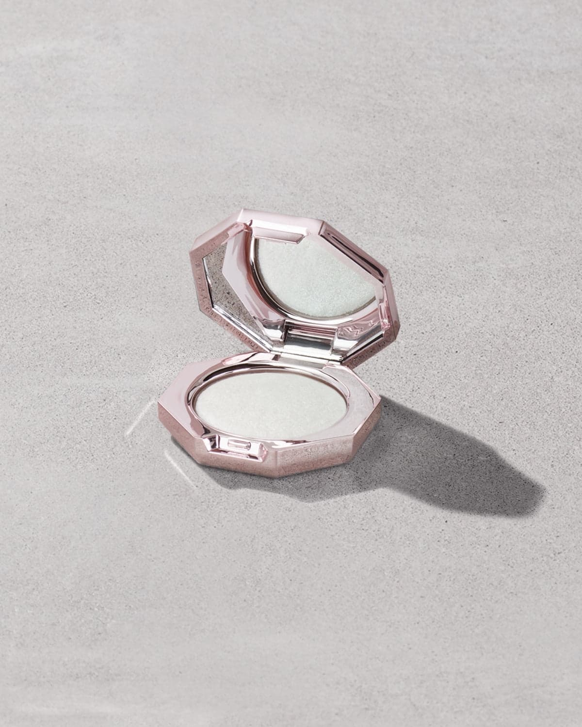 Diamond Bomb All-Over Diamond Veil โ How Many Carats?!