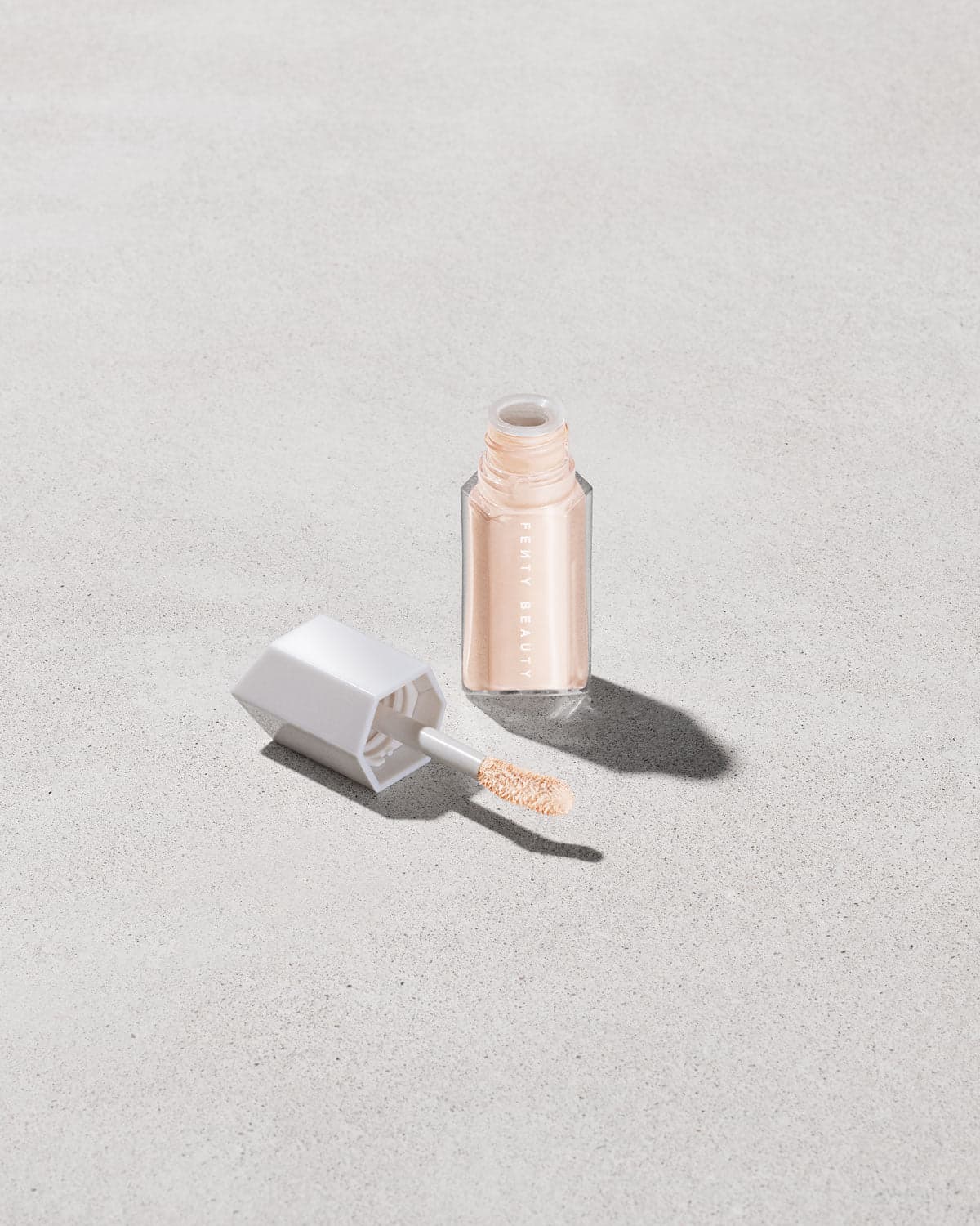 We're Even Hydrating Longwear Concealer โ 100C